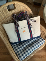 Tigre de Tartán Signature Canvas Tote, NAVY ADJUSTABLE